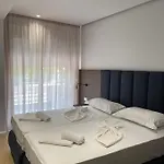 Eval Apartahotel
