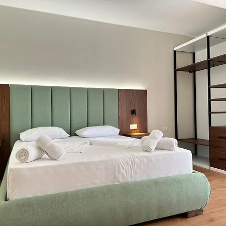 Eval 4* Sarandë