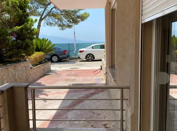 Eval アパートホテル 4*