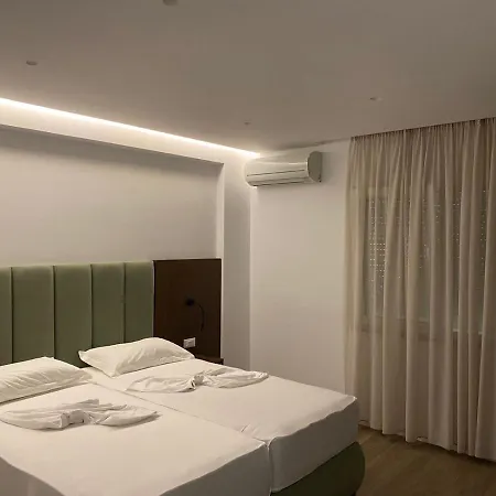Eval Apartmanhotel Saranda