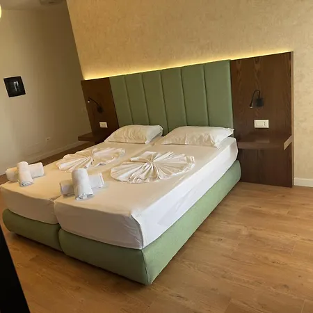 Aparthotel Eval