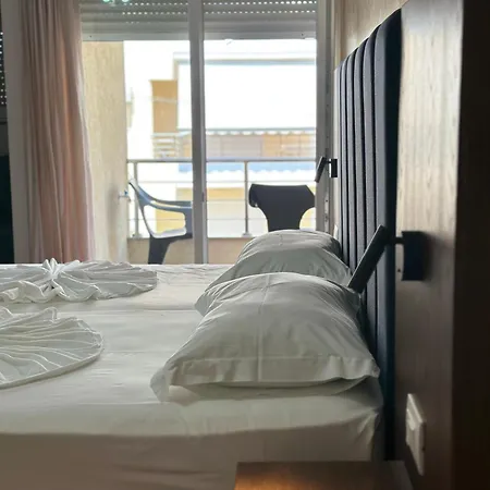 Eval Apartmanhotel